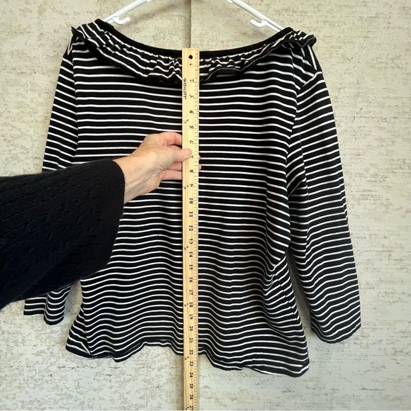 Hell Bunny Women's Striped Shirt Top Ruffled Velvet Neck Black White Stretchy - Picture 13 of 16